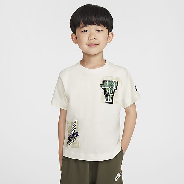 Boys white nike t shirt best sale